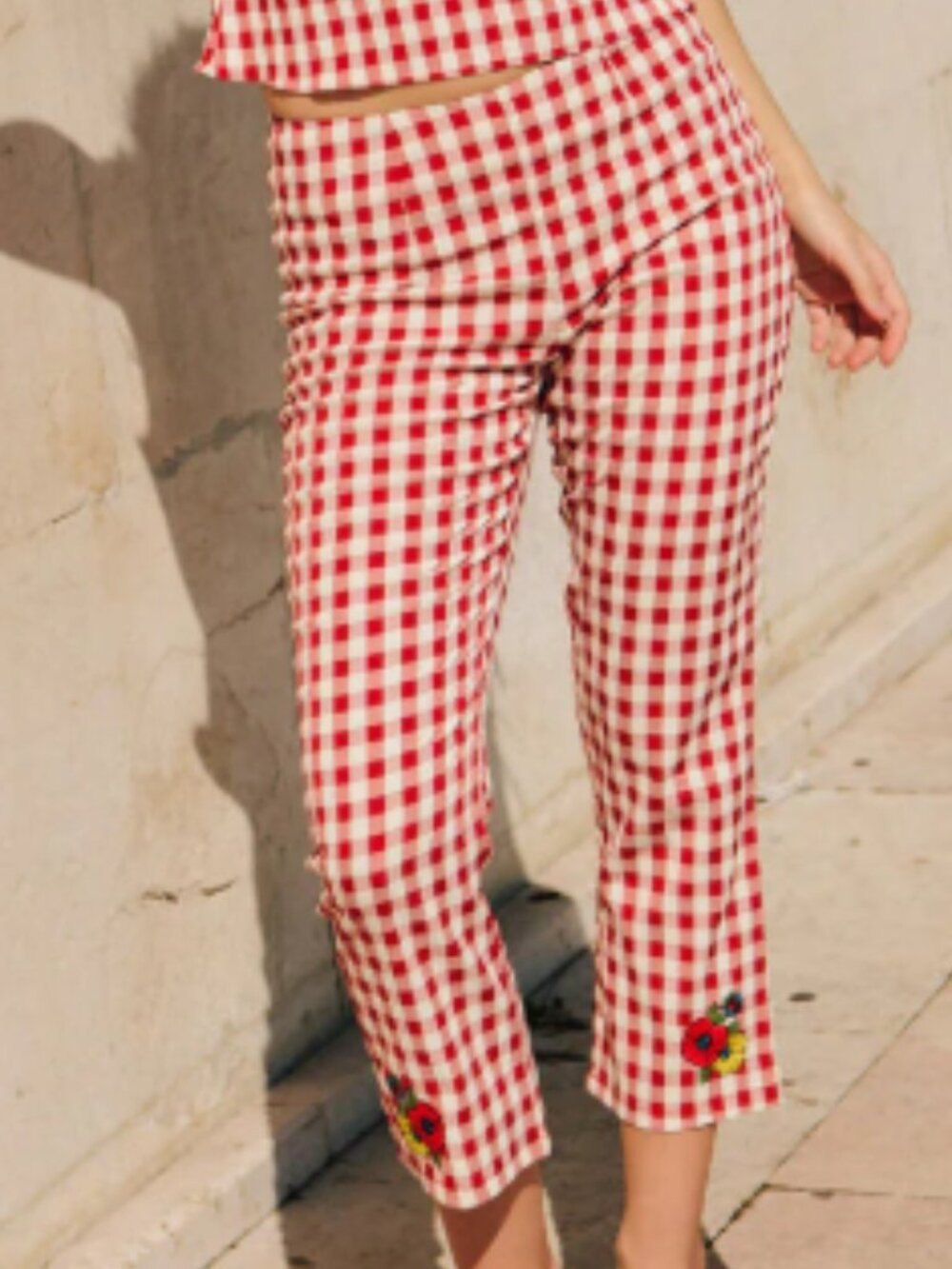 Kristin Pant Lisa Says Gah Cherry Gingham - Picture 1 of 6
